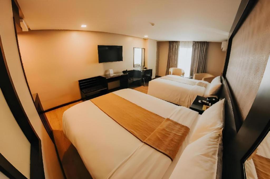 Grand Xing Imperial Hotel Iloilo City Kültér fotó