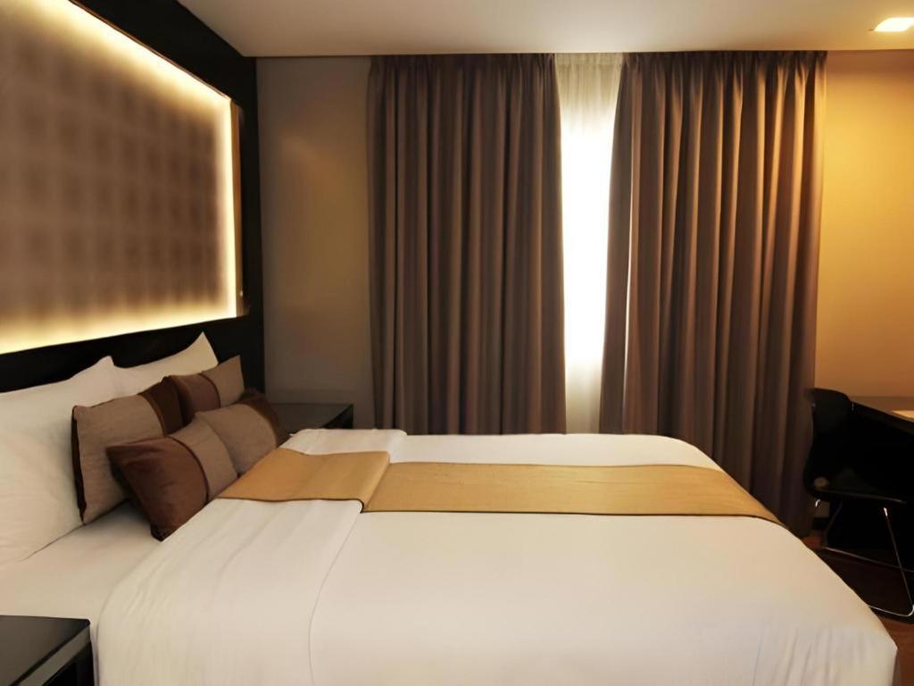 Grand Xing Imperial Hotel Iloilo City Kültér fotó