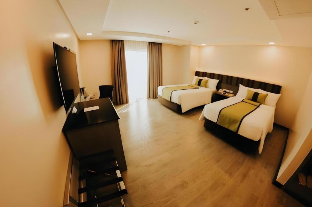 Grand Xing Imperial Hotel Iloilo City Kültér fotó