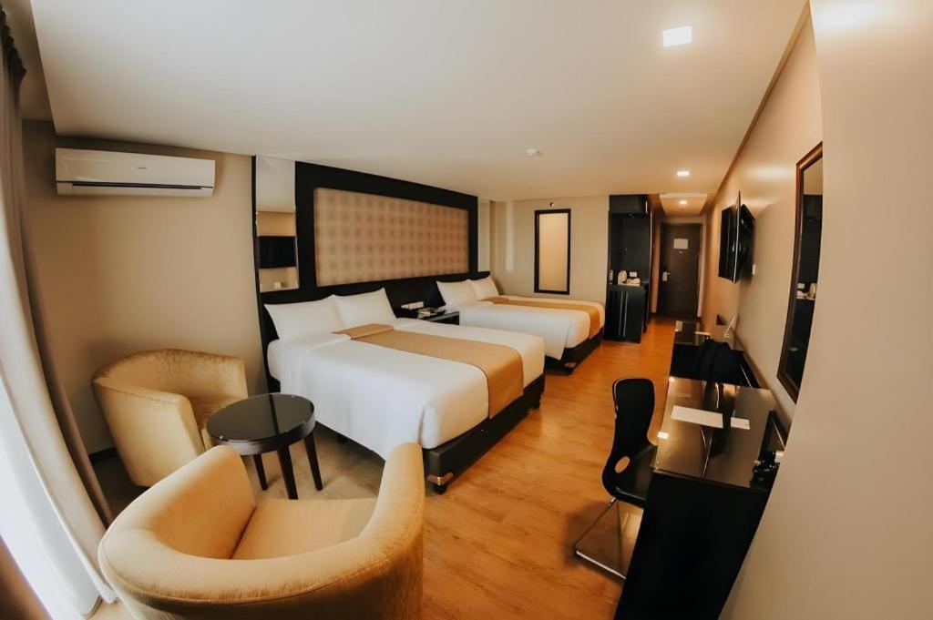 Grand Xing Imperial Hotel Iloilo City Kültér fotó