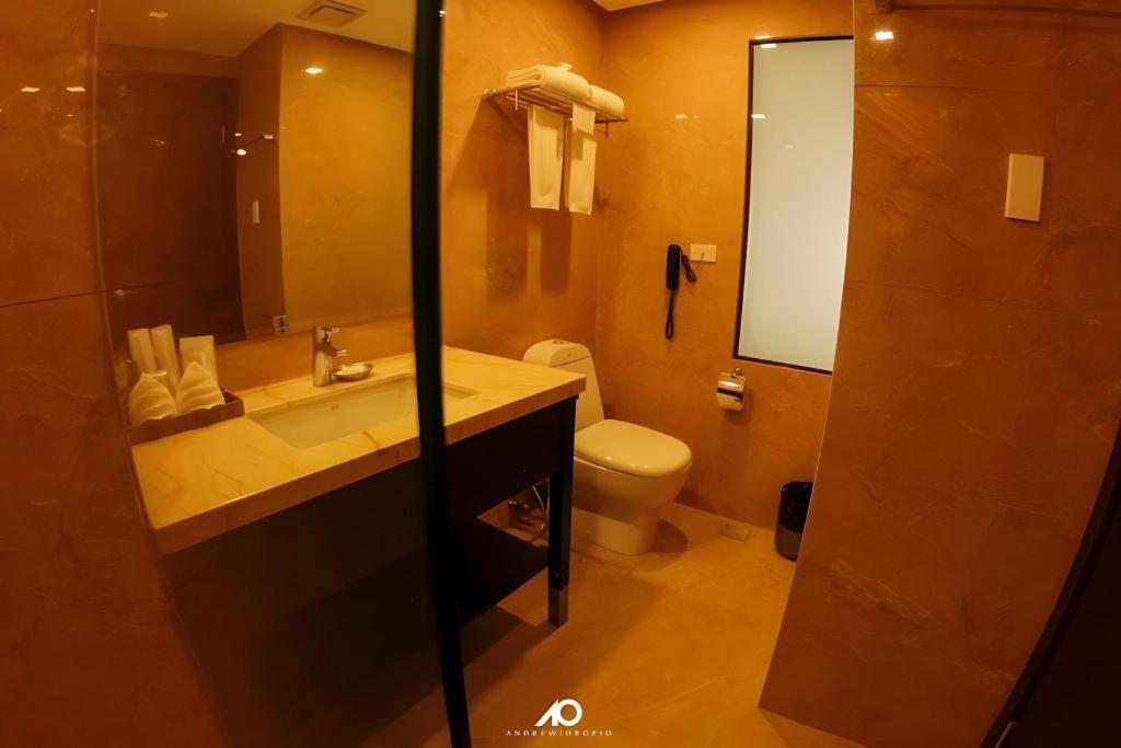 Grand Xing Imperial Hotel Iloilo City Kültér fotó