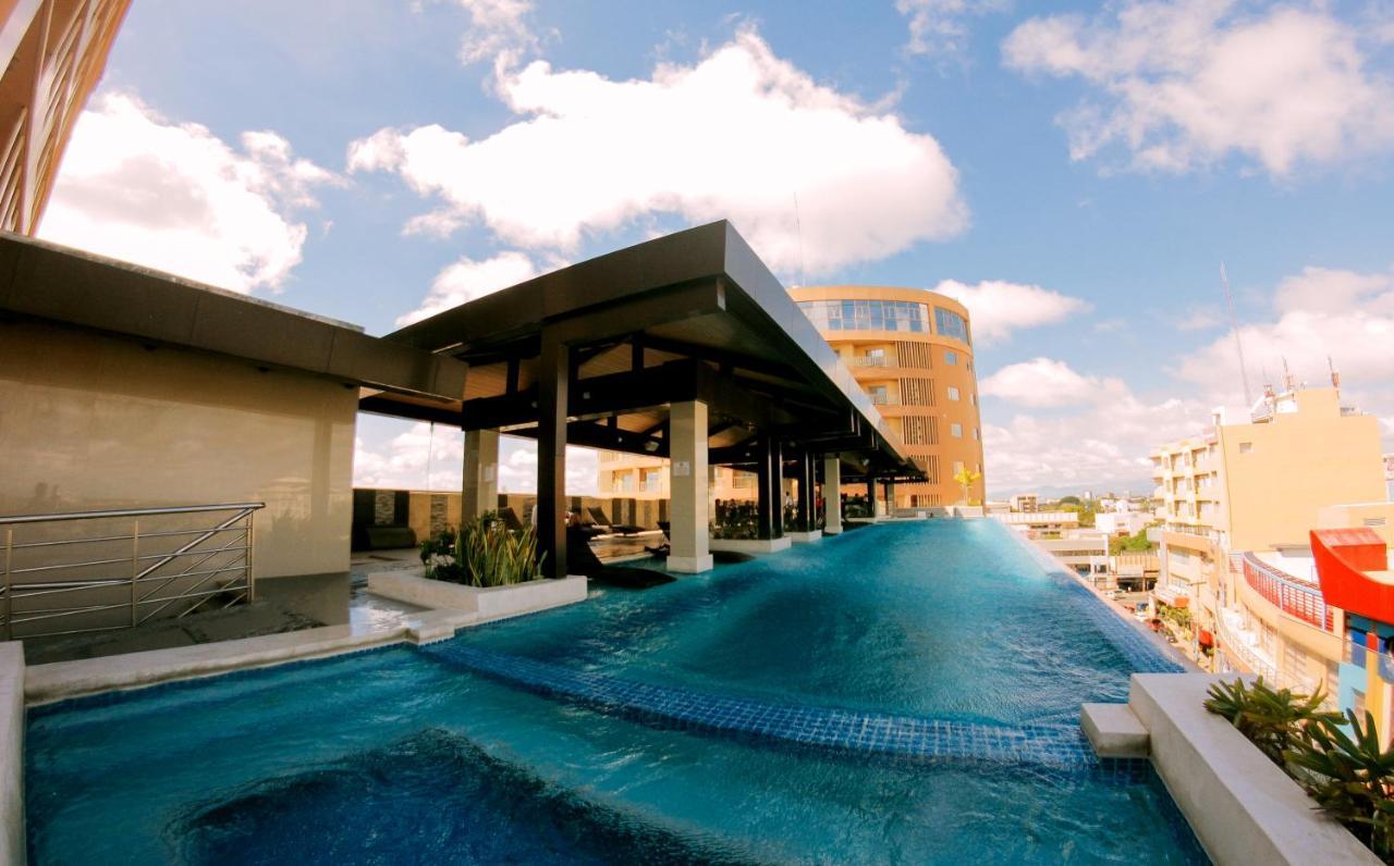 Grand Xing Imperial Hotel Iloilo City Kültér fotó